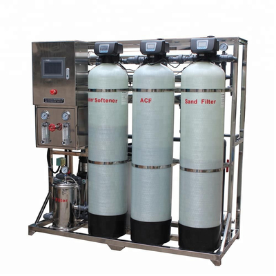 Το σύστημα 750L/H αντίστροφης όσμωσης κατεργασίας ύδατος αφαιρεί διαλυμένα τα 98% στερεά και το άλας