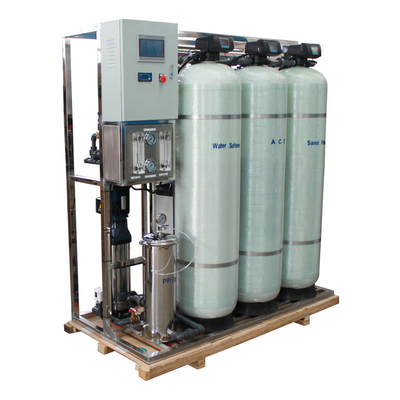 Το καθαρό σύστημα 1500L/H αντίστροφης όσμωσης παραγωγής νερού αφαιρεί αλατισμένο βακτηριακό 97%