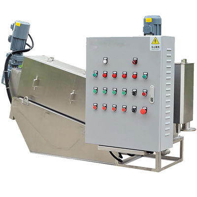 SS304 Dehydrator λάσπης μηχανών λάσπης Τύπου βιδών απομακρύνοντας το νερό σύστημα 10-5000M3/D